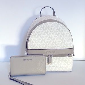 Michael Kors (2pcs) Kenly MD Backpack
